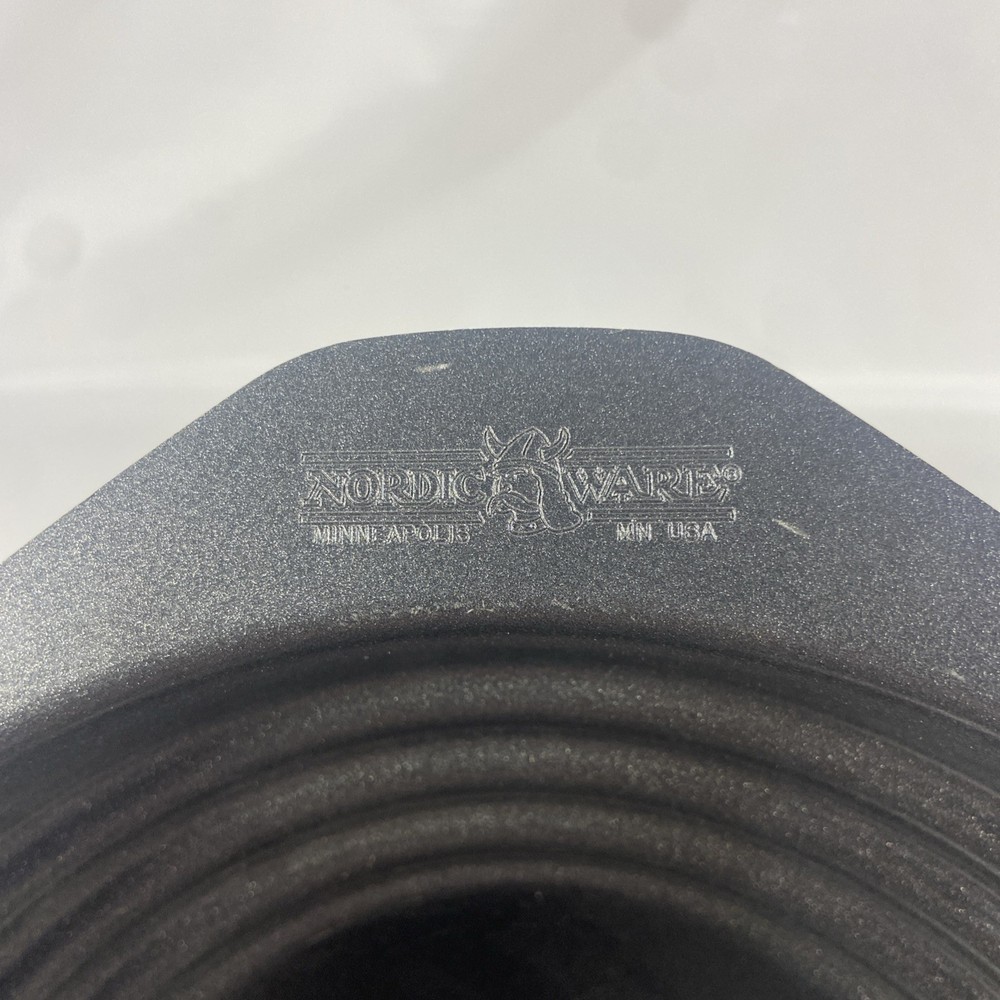 Nordic Ware double boiler Pan d2