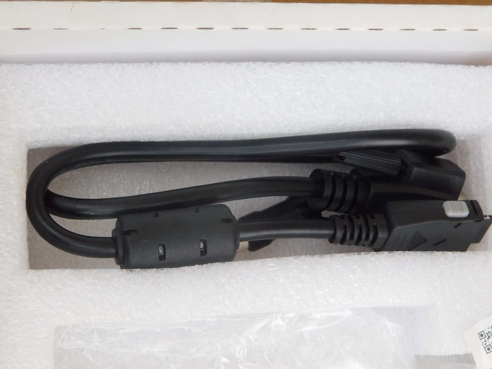 3M Micro Professional Projector MPro110 new open box