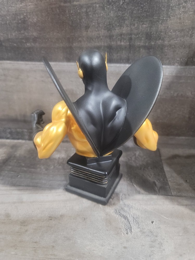 Marvel Bowen Mini-Bust Yellow Jacket GOLD EDITION #1809/2000