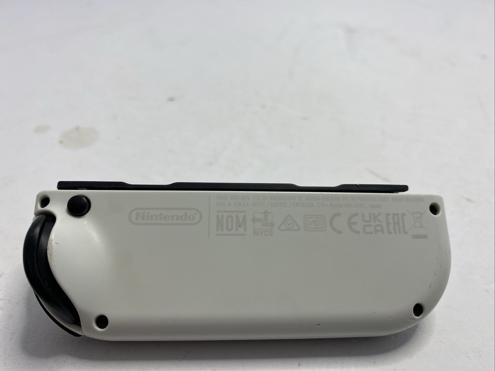 Nintendo Switch Right Joy-Con White OEM Controller HAC-015