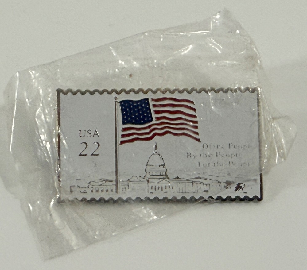 22c Flag Over Capitol Lapel Pin