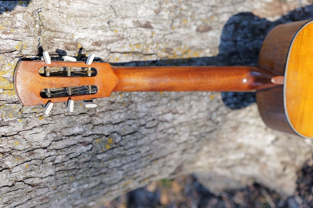 Gustav Herrnsdorf Romantic guitar 1920s Natural