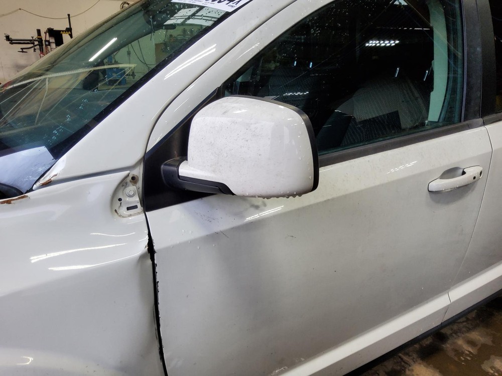 Used A/C Selector Switch fits: 2015 Dodge Journey AC front mounted in dash 4.3``