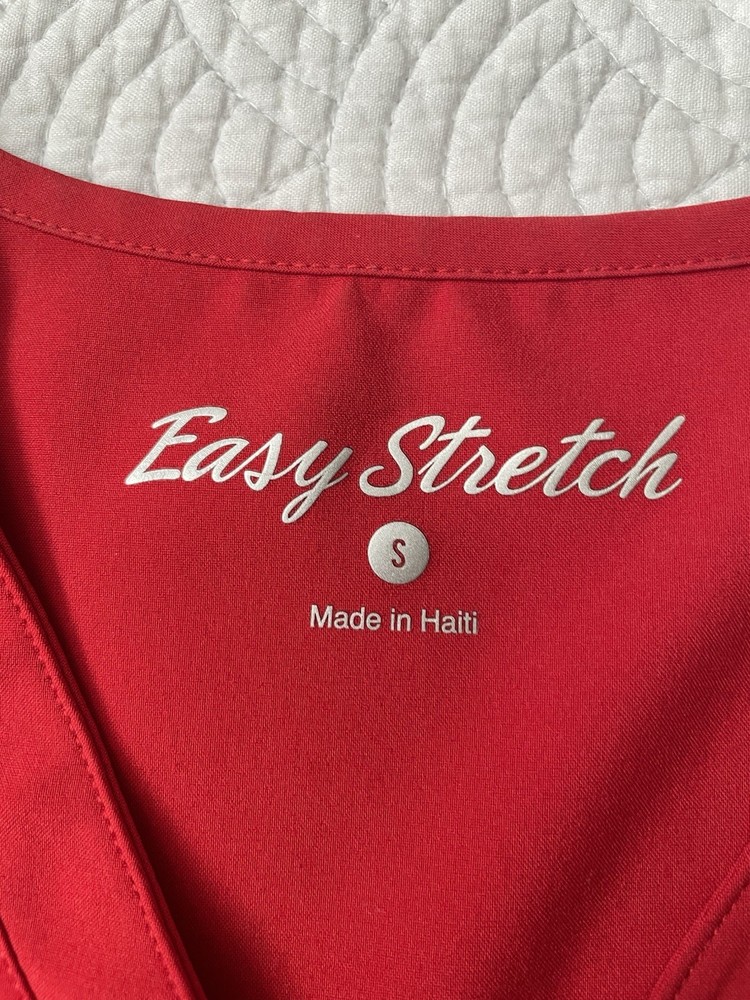 easy stretch scrubs
