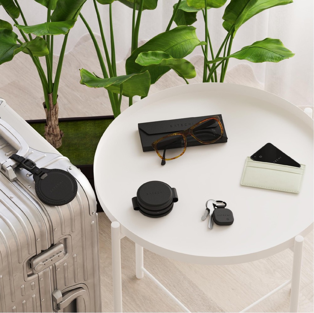 Satechi Smart Glasses Case with Find My, Foldable, Wireless Rechargeable, Alerts