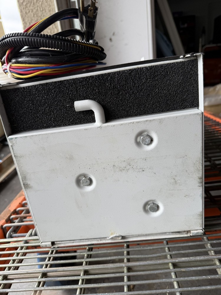 Pentair/hoffman air conditioning T200216G150P 115v