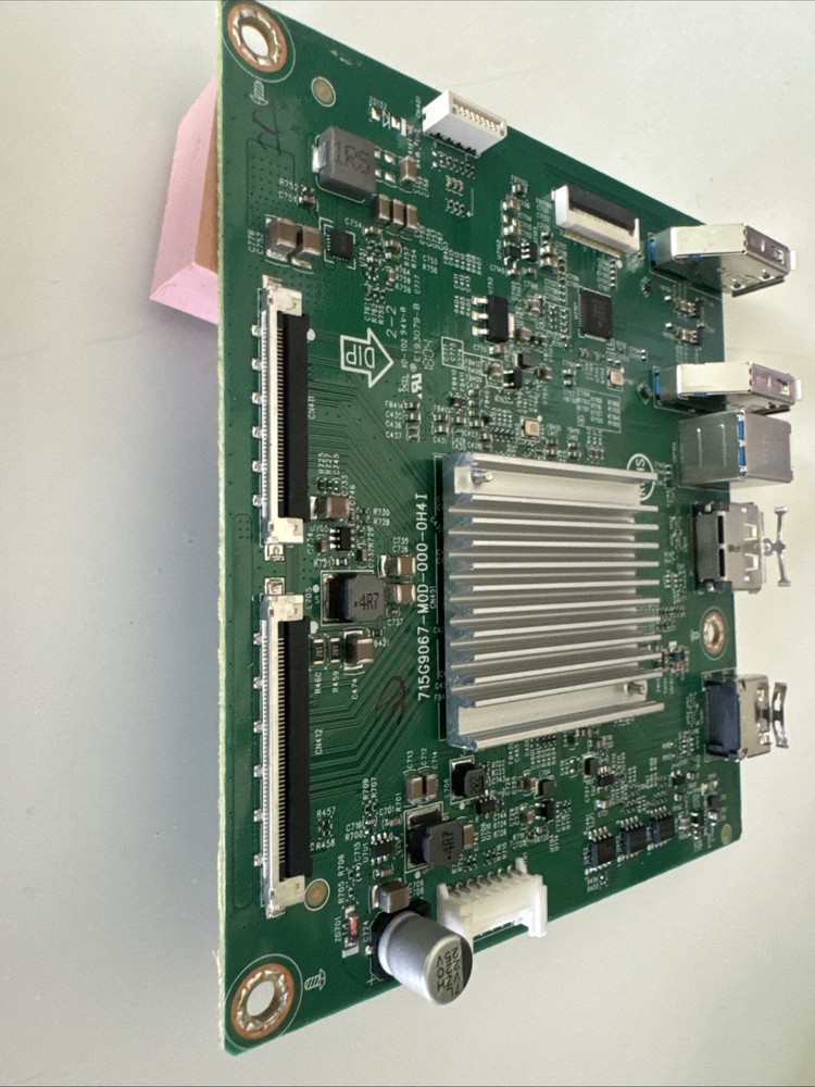 P2418d display board