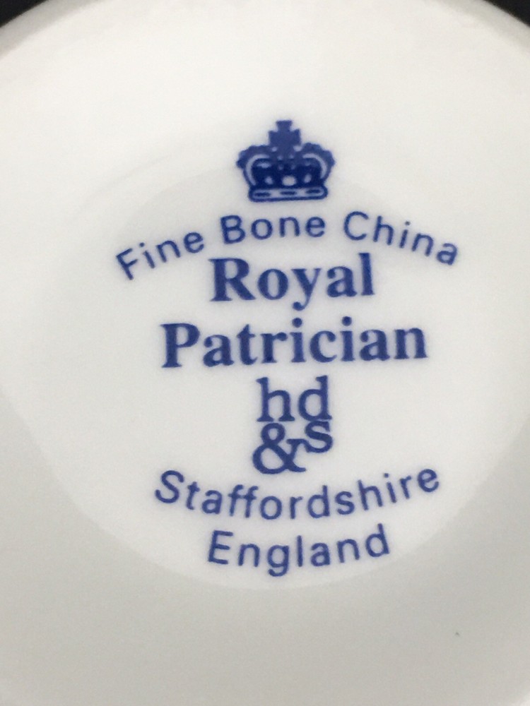 Royal Patrician RPN16 Footed Cup