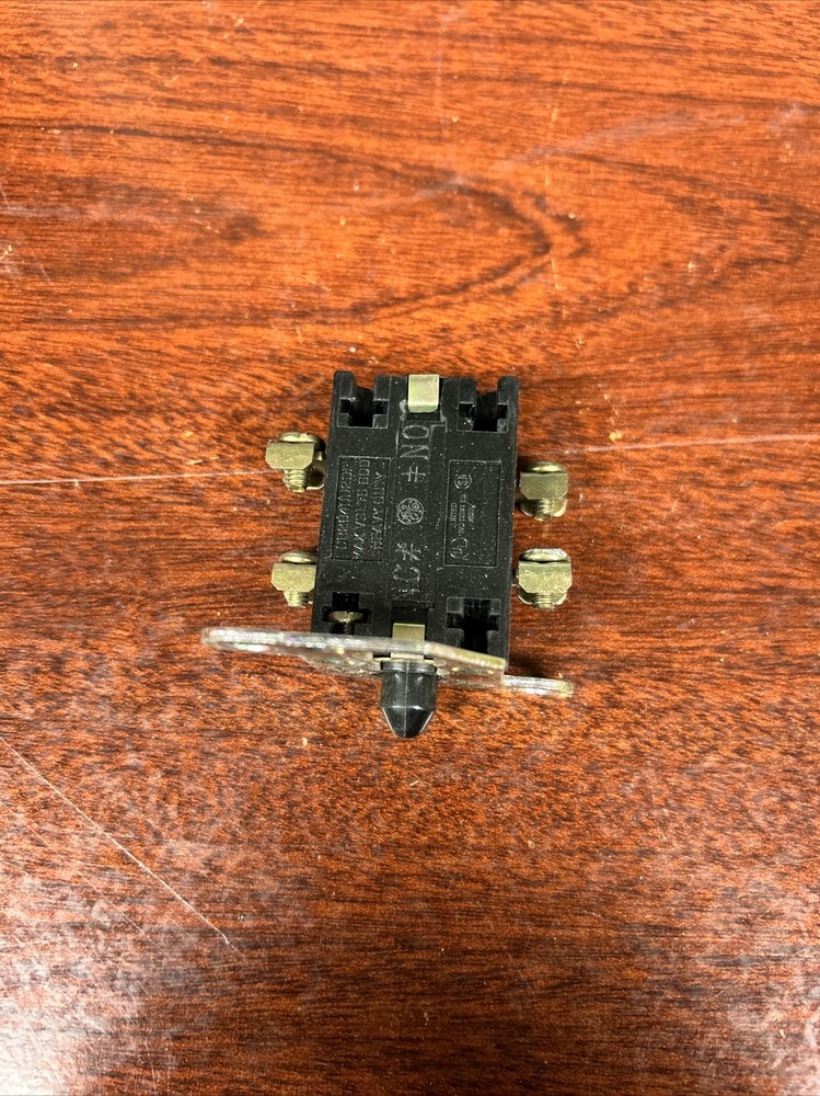 General Electric Selector Switch | CR2940US202A |