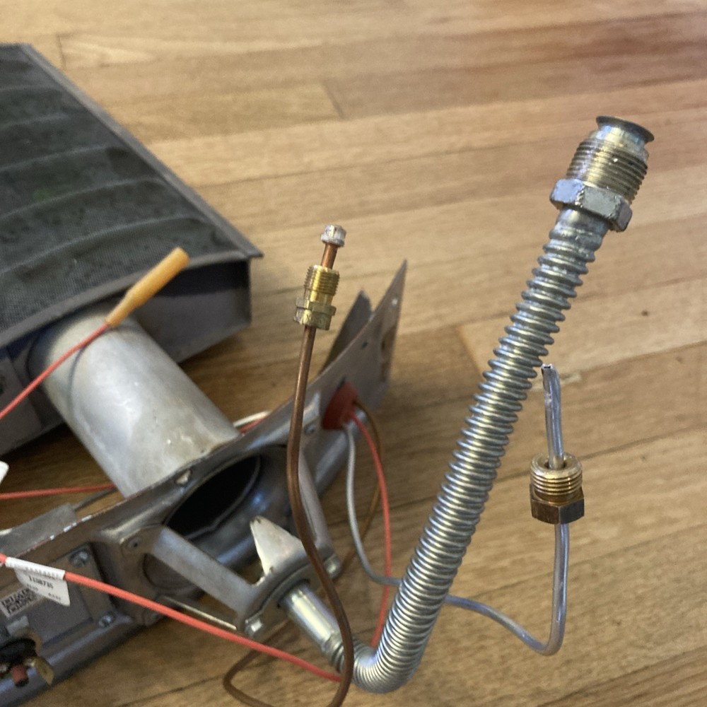 18”-20” Bradford White￼burner Assembly Ultra Lo NOx