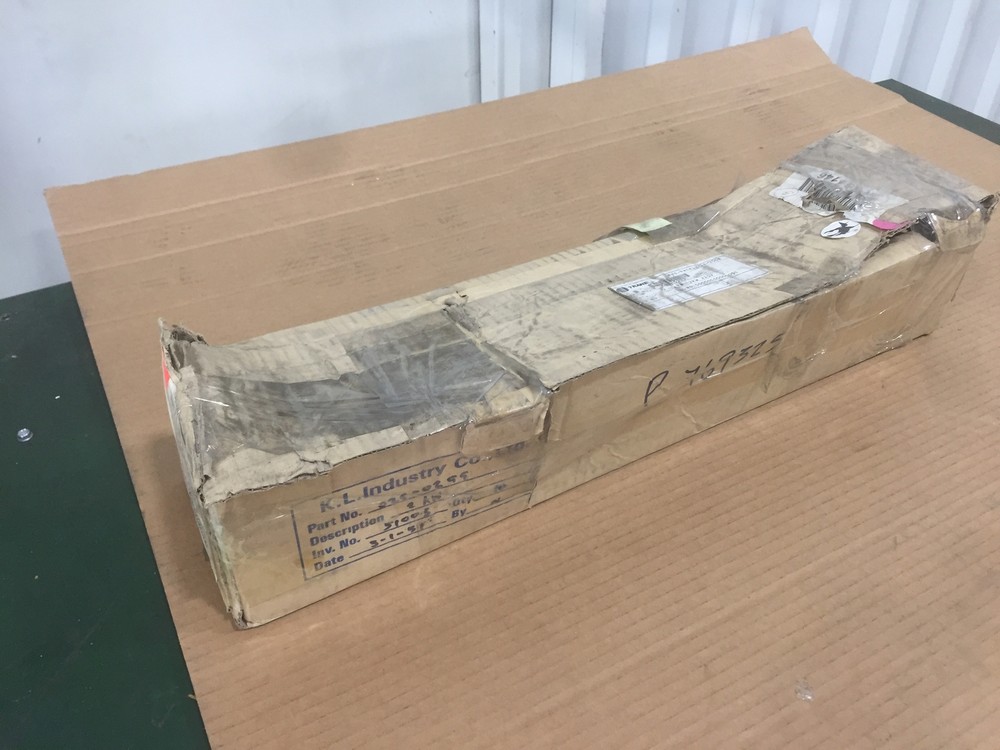 TRANE 025-0299 2 KW 220V FINNED TUBULAR METAL SHEATHED HEATING ELEMENT 208147