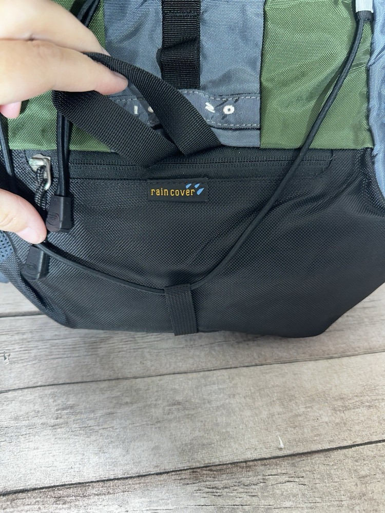 Flight Series ION 20 Backpack Green Multiple Pockets, Hip Belt, Fully Adjustable