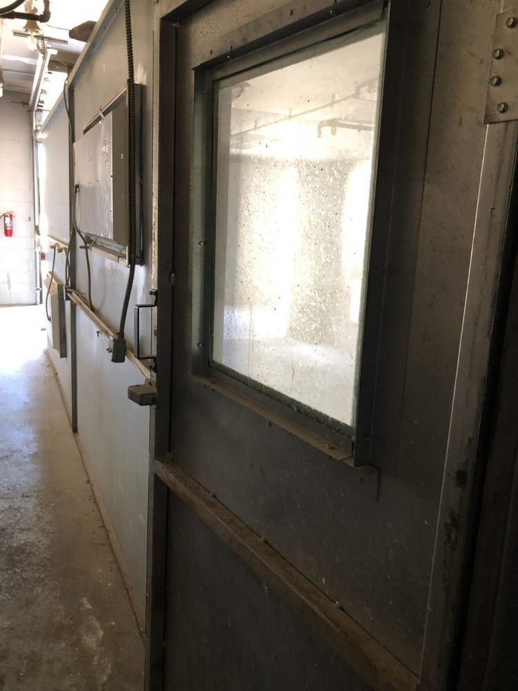 Used Paint Booth-Standard tools and equipment cross flow unit