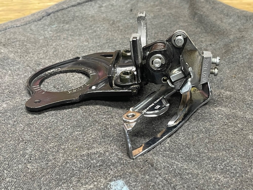 Shimano Altus E Type Fr Derailleur Bottom Bracket Mount 3x8 Triple Bottom Pull