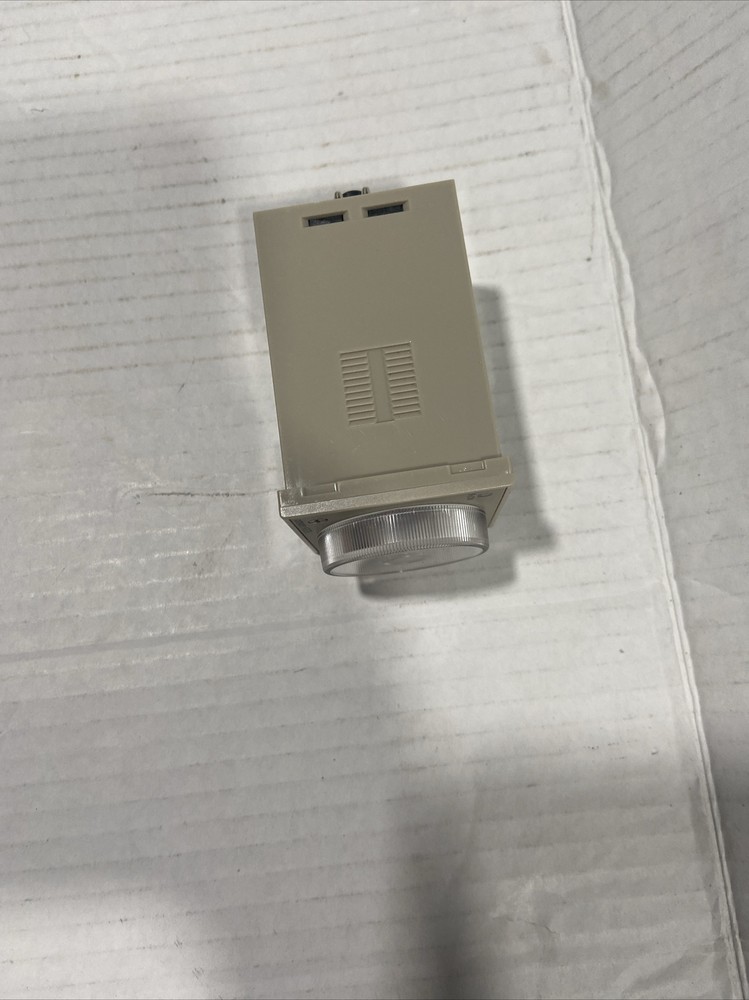 Omron H3CR-H8L 100-120 VAC, Relay Time Range Second