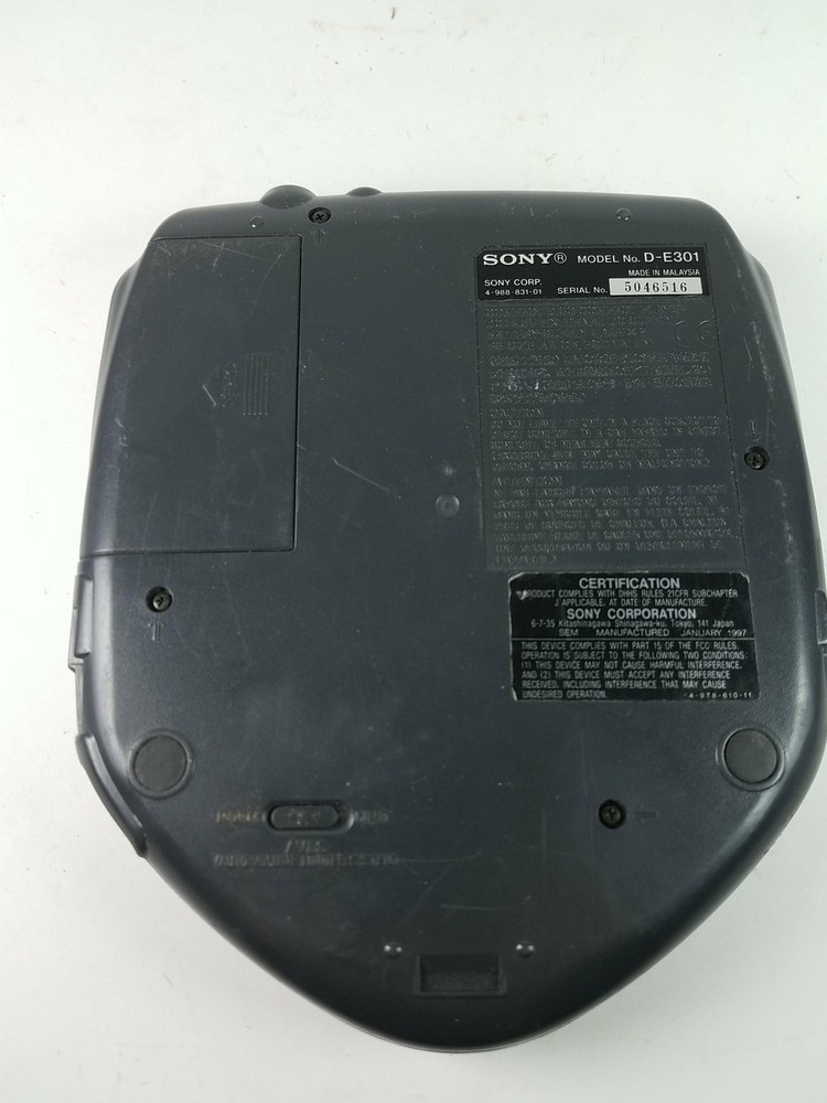 Sony Discman D-E301 Portable Compact Disc Player CD D-E301 D-E301