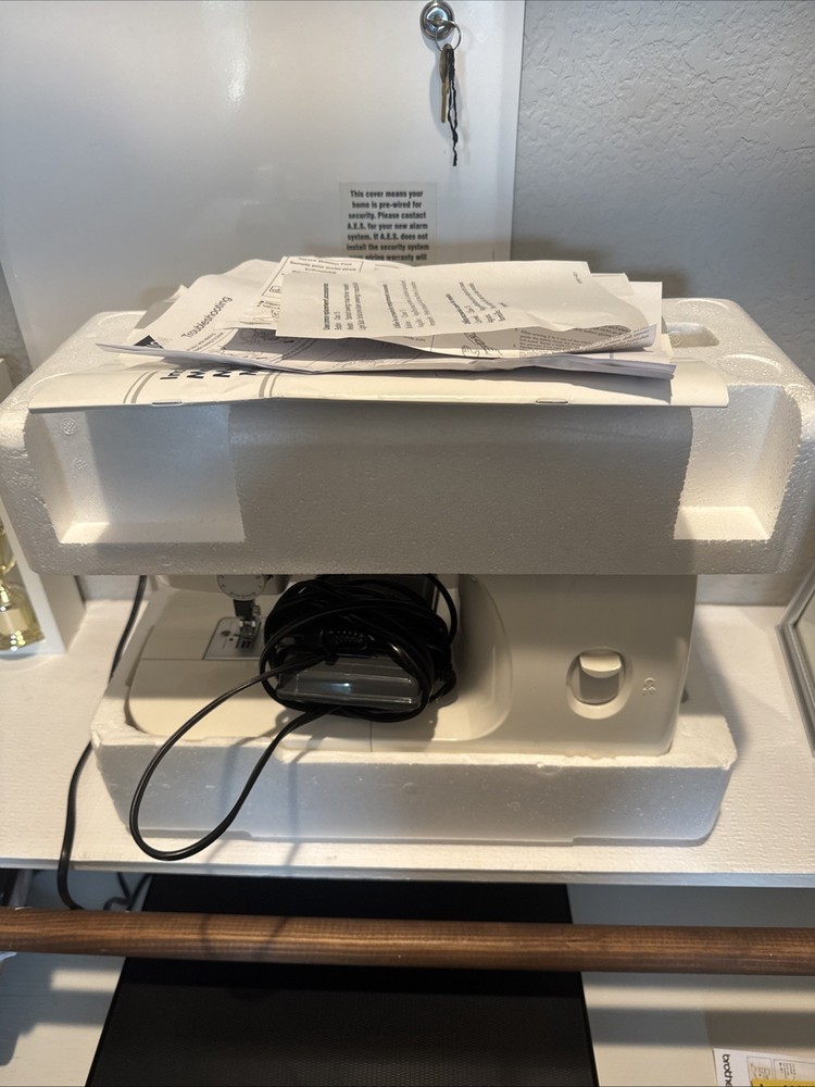 Brother LS-2125b Mechanical Sewing Machine