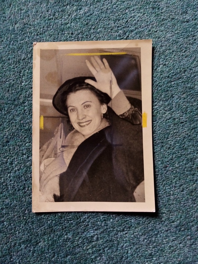 Ot7 press photograph original raissa struchkova