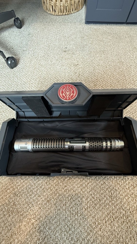 Darth Maul Shadow Lightsaber Disney