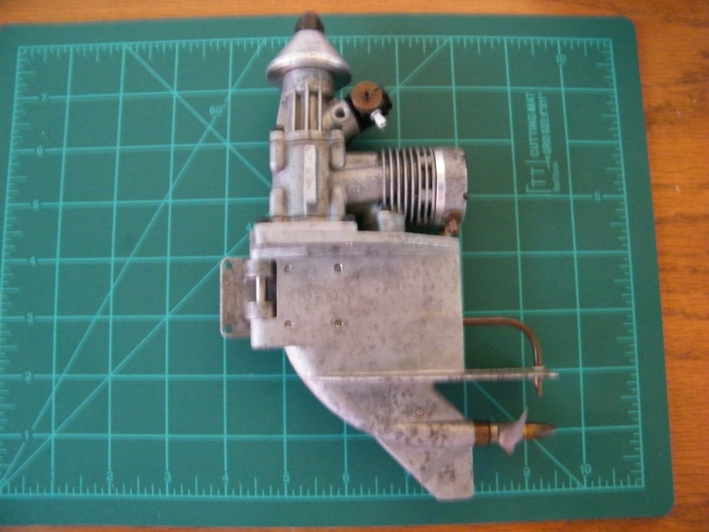 K&B 3.5 Outboard Nitro 2 stroke Glow Engine R/C Boat Marine Untested