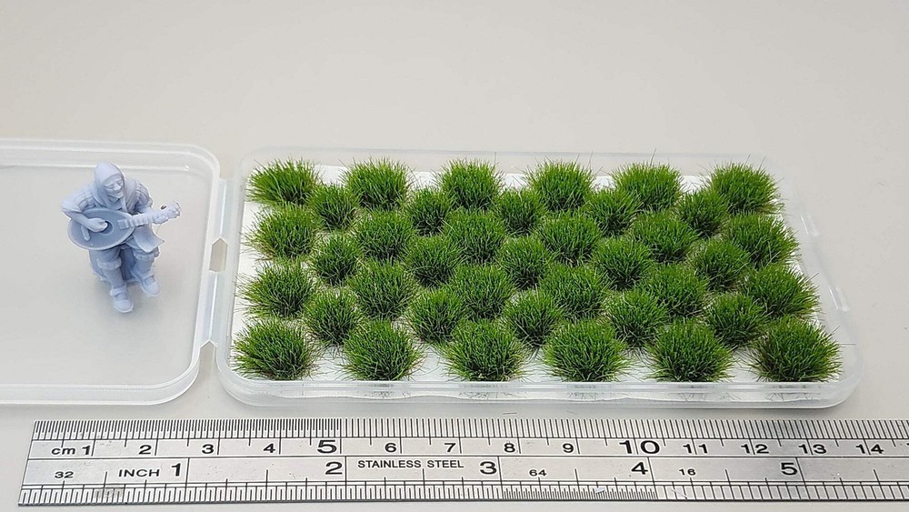 JHT - Summer Green Model Grass Clusters - Self Adhesive Grass Tufts - 8mm height