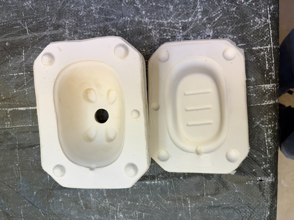 VINTAGE HEIRLOOM CERAMIC MOLD #1115 SOAP DISH