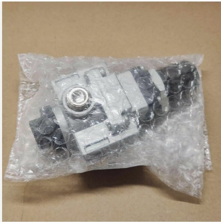 1 pc VACUUM REGULATOR NVR200-02