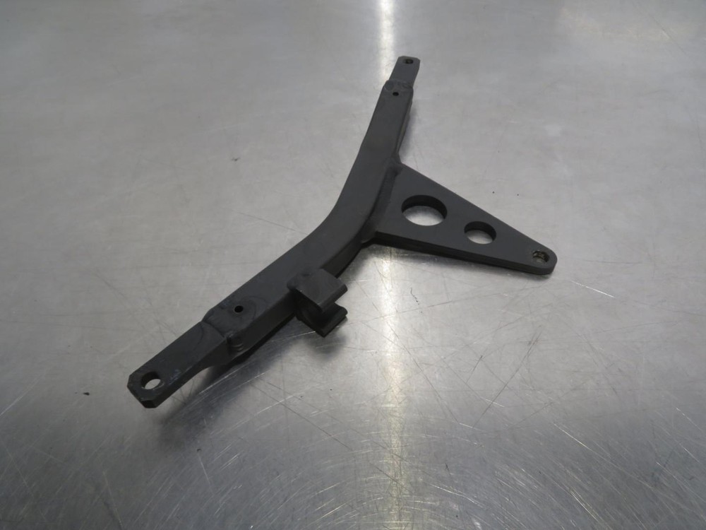 EB937 2008 08 KAWASAKI CONCOURS 4 1400 LEFT SUB FRAME BRACKET