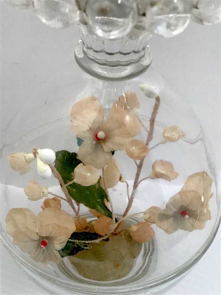 UNUSUAL CANDLEWICK FLORAL ARTWORK