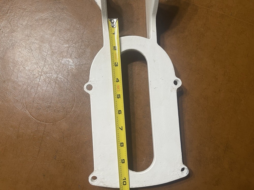 Raymarine Raytheon (Simrad?) Radar Mount Bracket