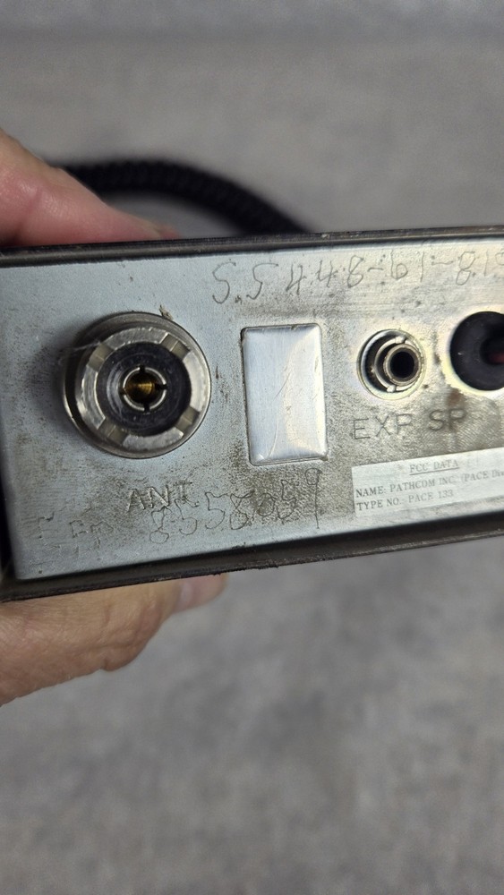 Vintage PACE CB Radio CB133 With Microphone Howard Electronics NOT TESTED