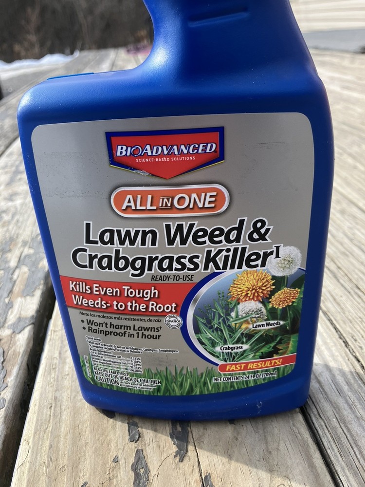 BioAdvanced Lawn Weed & Crabgrass Killer Ready-to-Use Spray 24oz Kills Root