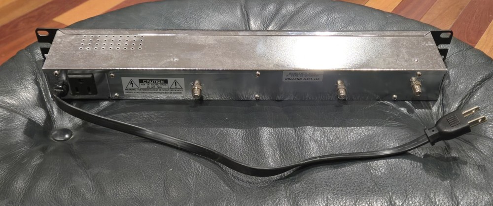 HOLLAND ELECTRONICS MODEL HSM55 COMMERCIAL MODULATOR