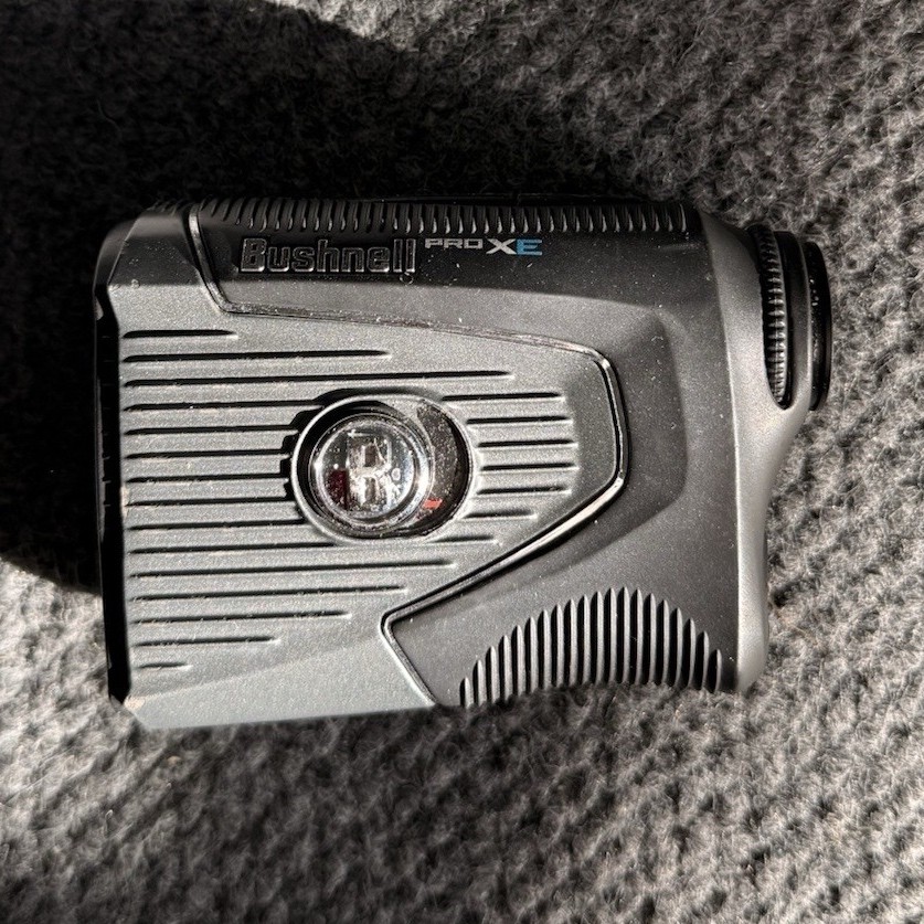 *Slightly Used* Bushnell PRO XE Golf Rangefinder