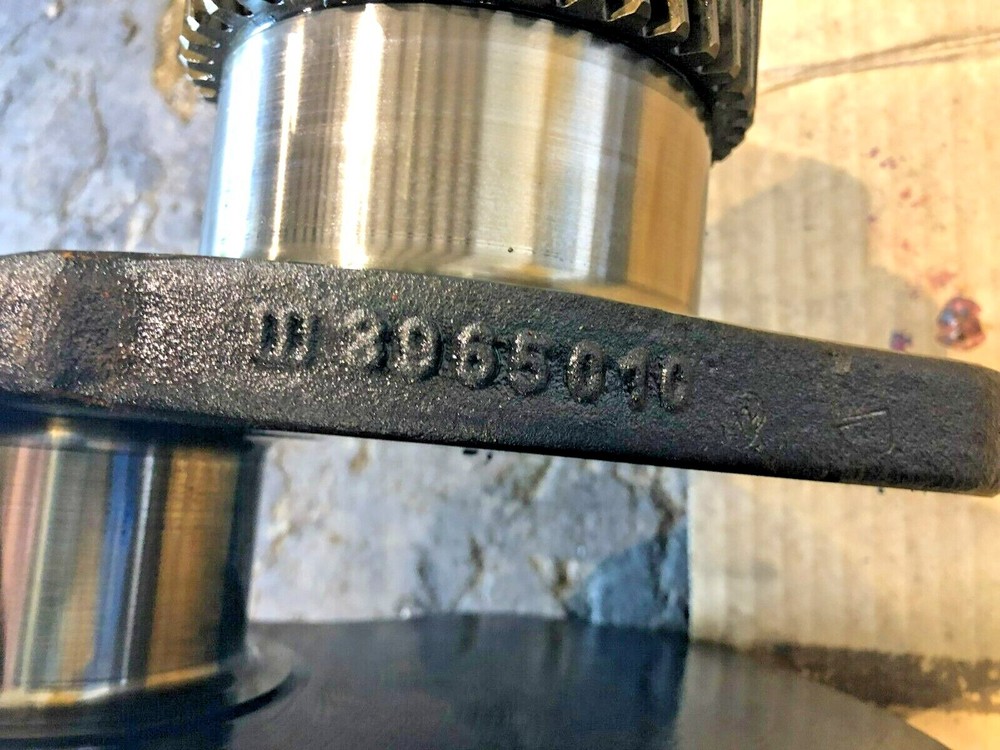 Cummins ISL9 8.9 Diesel Engine Crankshaft 3965010 OEM