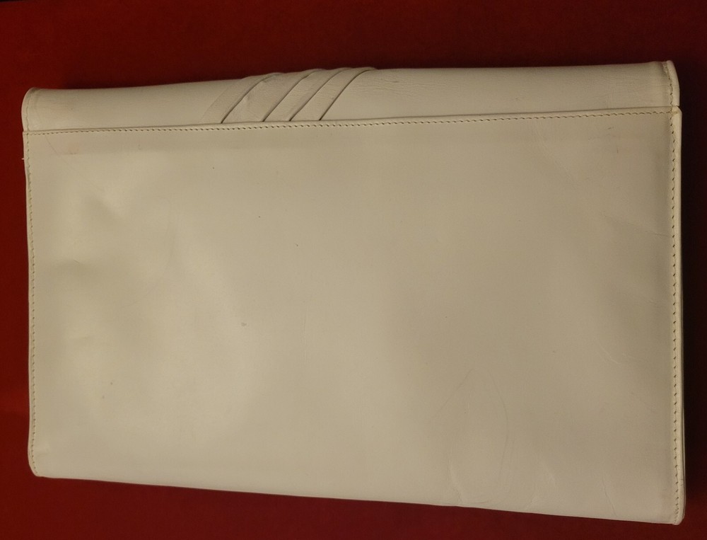 Vintage handbag ~ White with white accents.