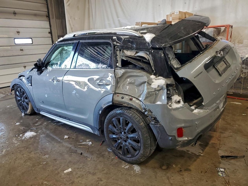 Used Headrest fits: 2018 Mini Countryman Grade A