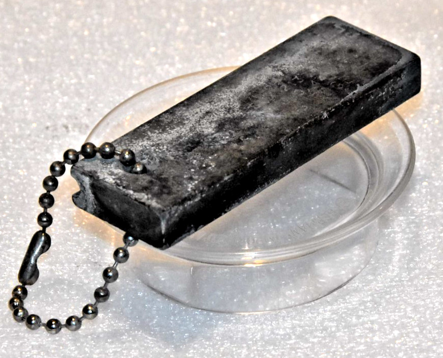 Pocket Keychain Camping Fire Starter Magnesium Tool w/out Striker Windproof*/