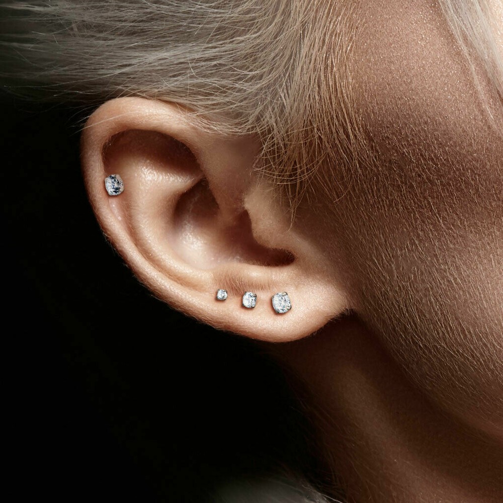 14K GOLD 20G 2mm CZ THREADLESS PUSH IN LIP LABRET TRAGUS EARRINGS Flat back STUD
