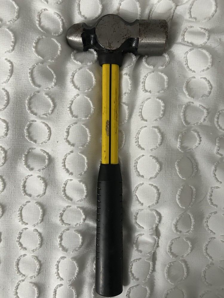 Nupla 18 oz Ball Peen Hammer