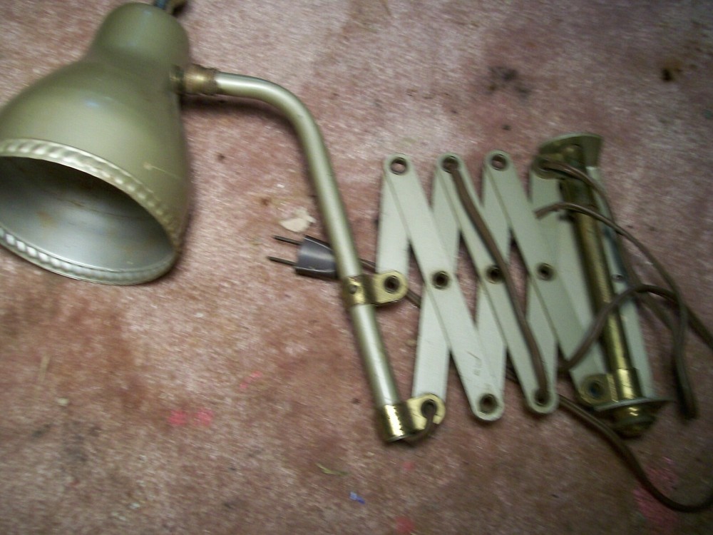 INDUSTRIAL TYPE SISSORS LAMP