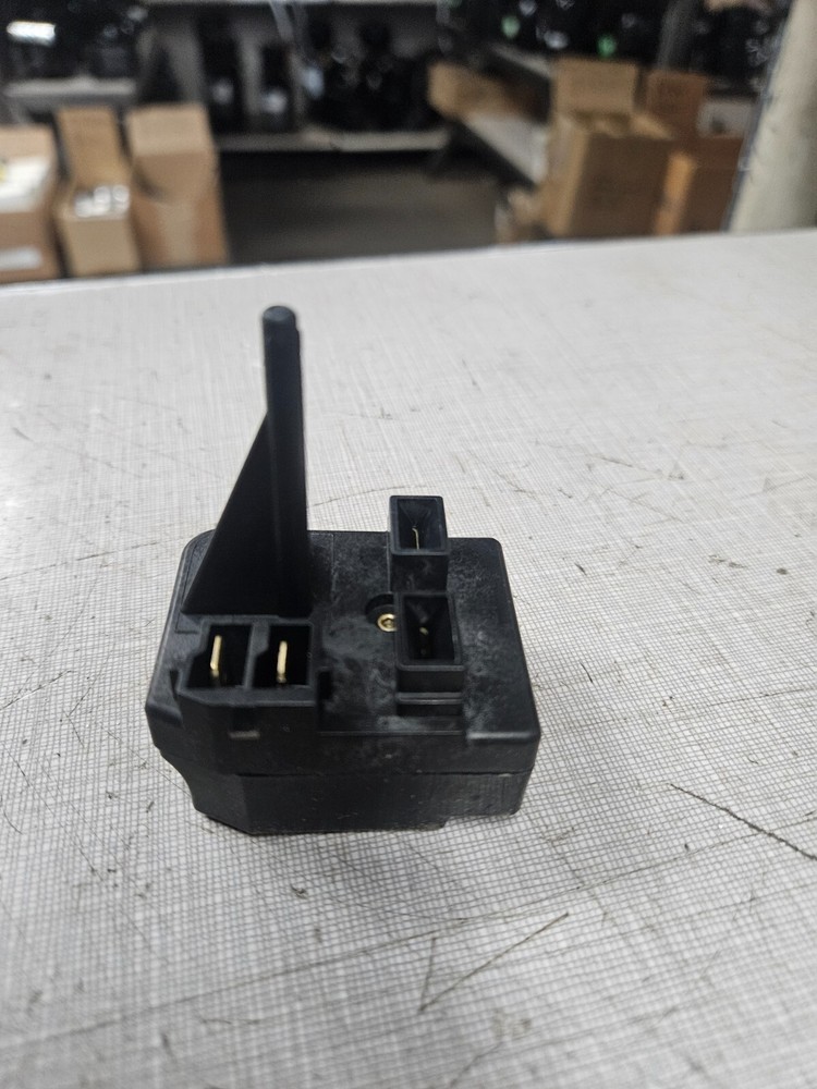 GE 3ARR55R4H1E COMPRESSOR STARTER RELAY NOMINAL HP 1/5-1/4