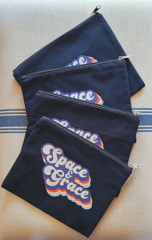 SPACE & GRACE black canvas make-up bag