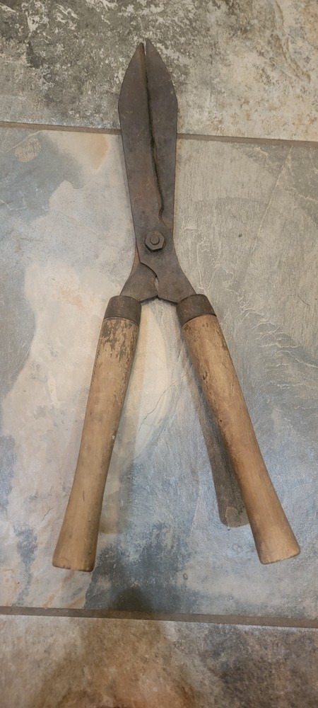 Vintage Pruning Tools, Primative Garden Tools, Primitive Garden Tools