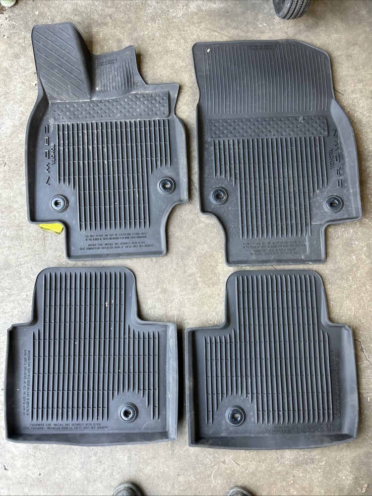 TOYOTA CROWN / SIGNIA 2023-2026 4 PCS BLACK ALL WEATHER FLOOR MATS