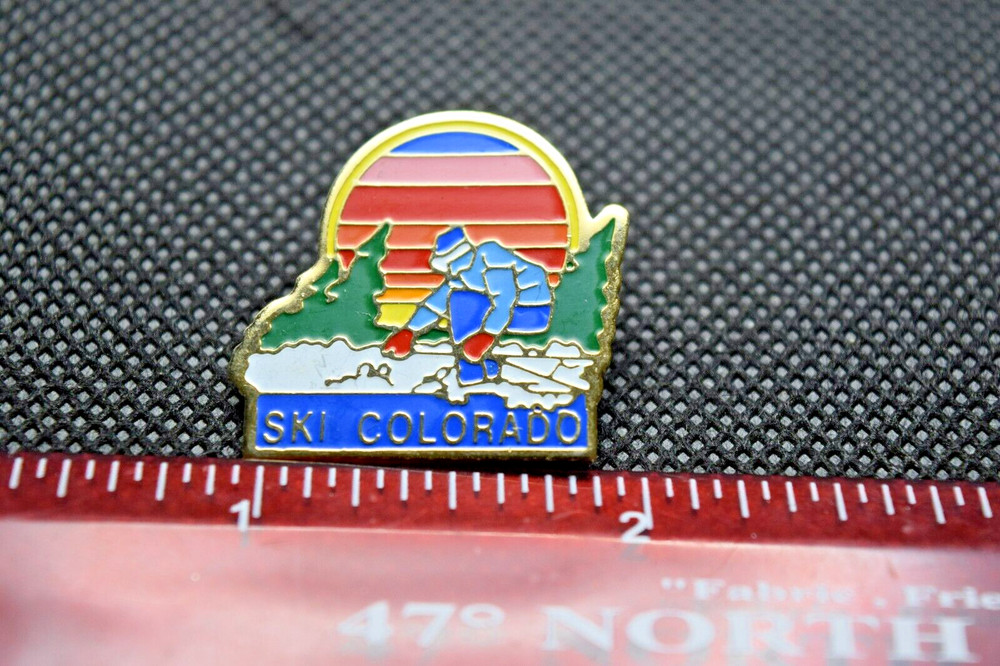 Ski Colorado Ski Pin