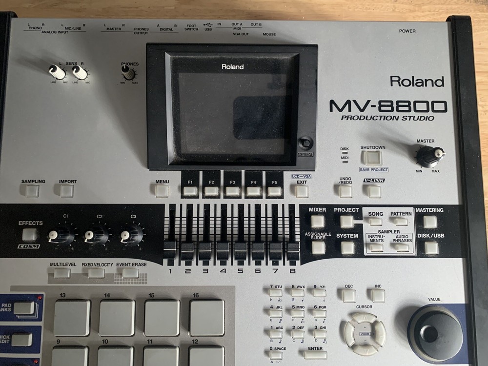 roland mv 8800