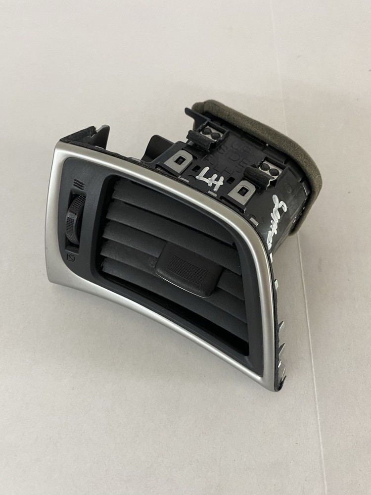 2013 - 2019 NISSAN SENTRA FRONT DRIVER DASH AIR VENT