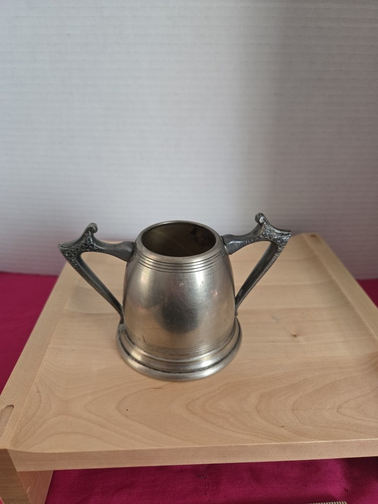 Vtg Silver Plated Sugar Bowl Great Condition Marked On Bottom