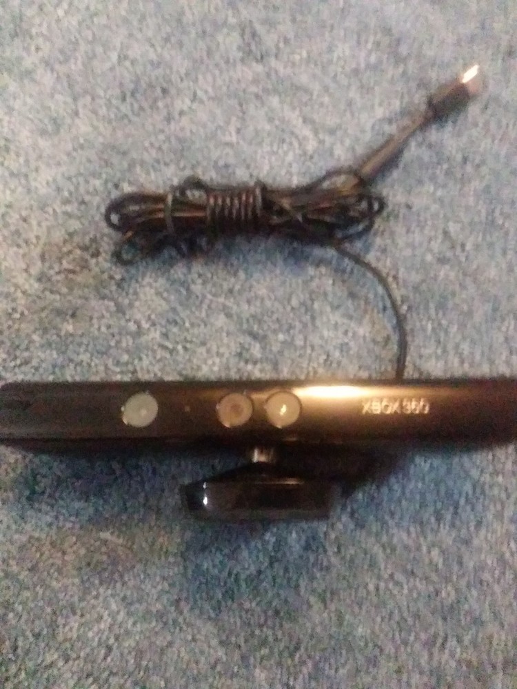 Xbox 360 Kinect Sensor Bar & 3 Games Lot
